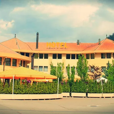 ホテル Restaurant La Porte D'octodure Martigny-Combe