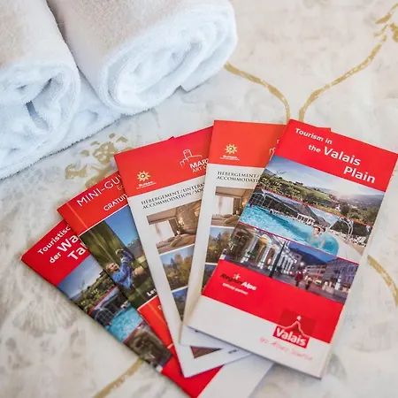 Restaurant La Porte D'octodure ホテル 3*