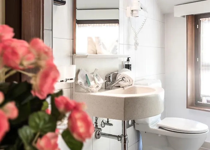 Hotel Restaurant La Porte D'octodure Martigny-Combe