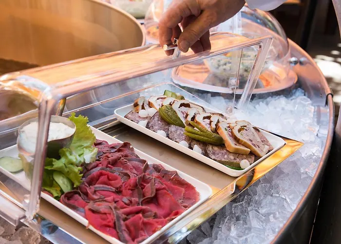 Restaurant La Porte D'octodure Hotel Martigny-Combe